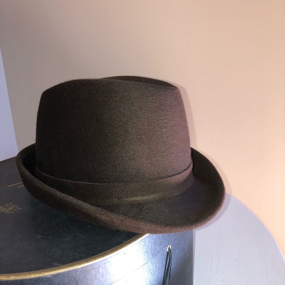 Beautiful Coco Brown beaver fedora